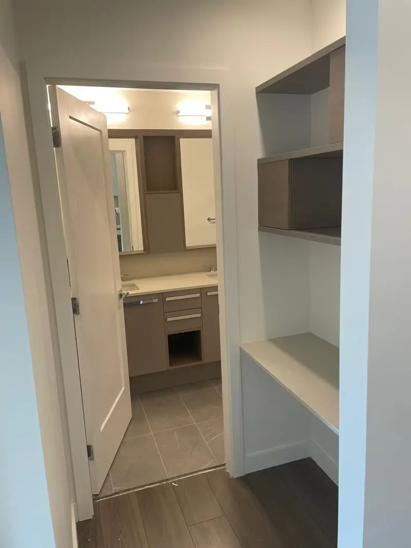 209 13788 76 AVENUE - photo 2 of 6