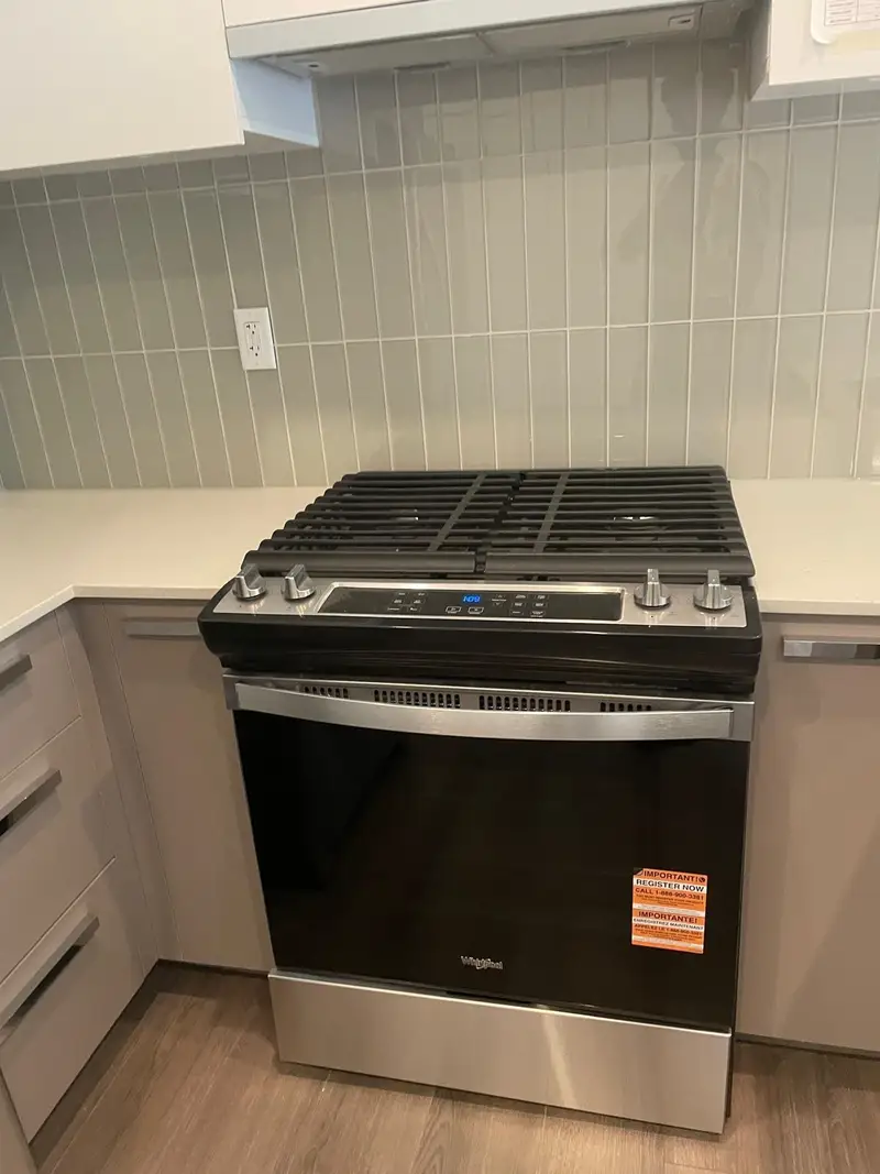 209 13788 76 AVENUE - photo 3 of 6