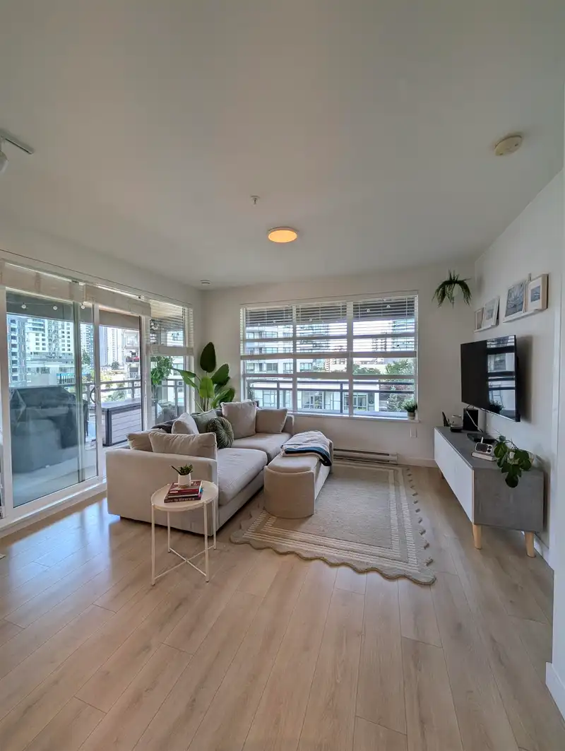 409 603 REGAN AVENUE - photo 1 of 35