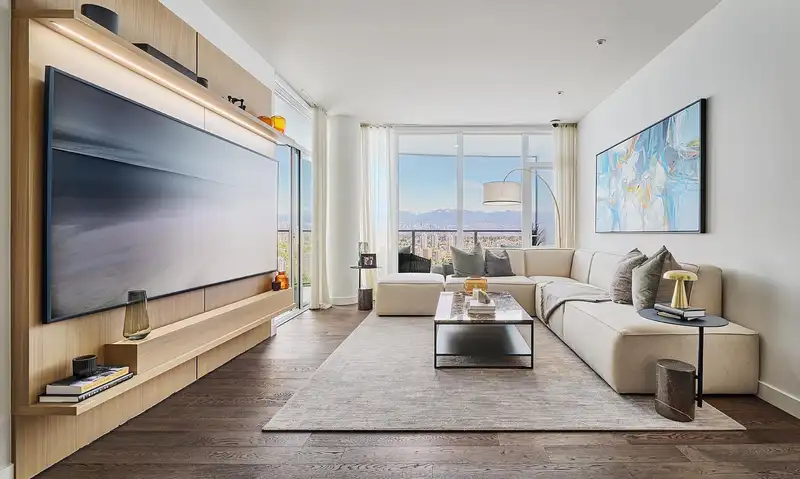 308 7728 PARK CRESCENT - photo 4 of 10