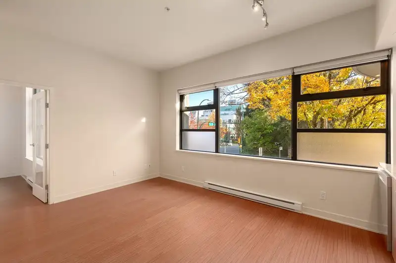 205 2851 HEATHER STREET - photo 2 of 19
