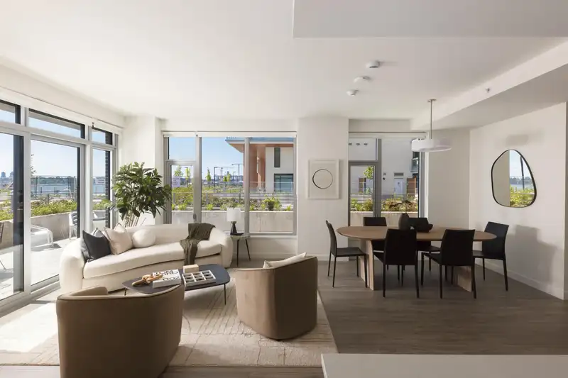 TH112 755 HARBOURSIDE DRIVE - photo 3 of 40
