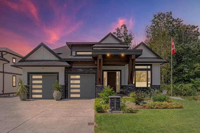 10047 MAGNOLIA PLACE - photo 2 of 25