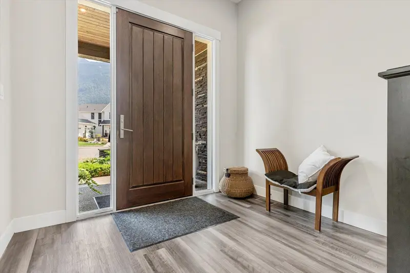 10047 MAGNOLIA PLACE - photo 4 of 25