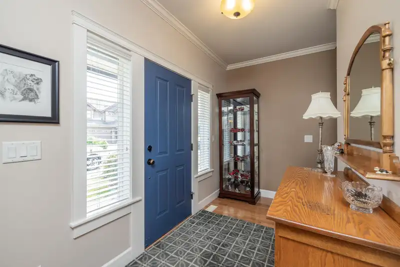 45715 SAFFLOWER CRESCENT - photo 4 of 40