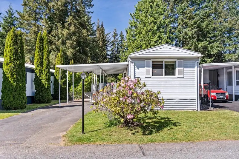 32 2305 200 STREET - photo 2 of 23