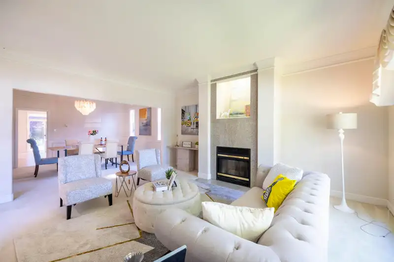 3620 ULLSMORE AVENUE - photo 1 of 39