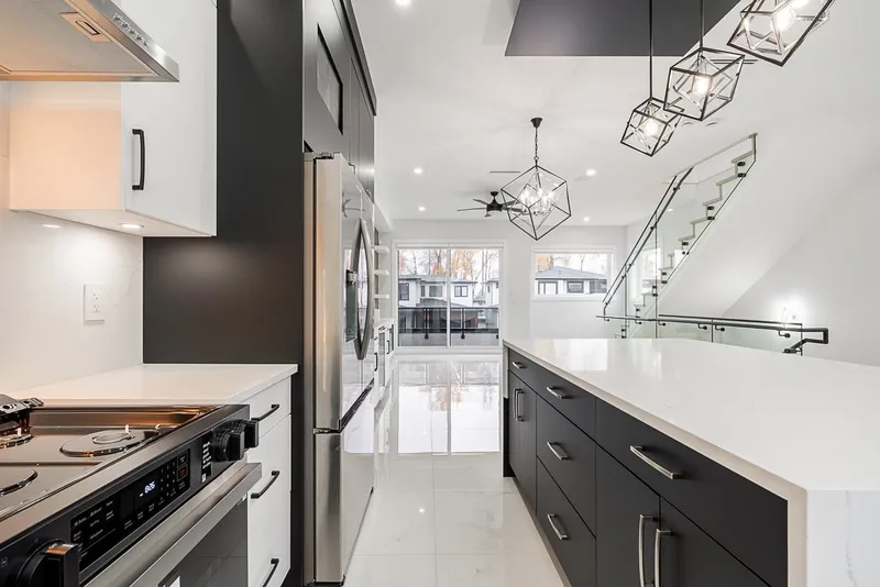 101 16649 18A AVENUE - photo 4 of 25