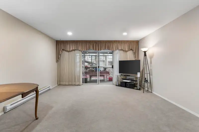 244 32691 GARIBALDI DRIVE - photo 3 of 36