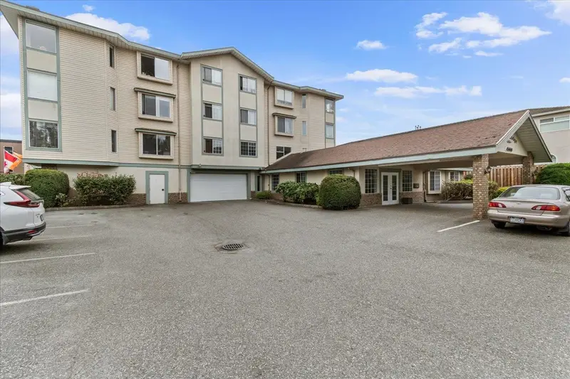 306 45660 KNIGHT ROAD - photo 4 of 25