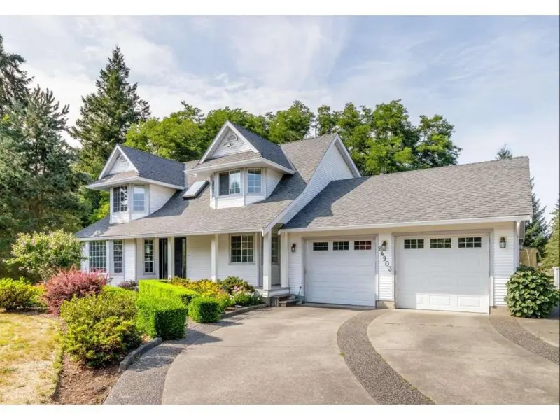 24903 54 AVENUE - photo 1 of 25