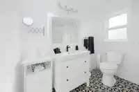 591 GIBSONS WAY - thumbnail 22