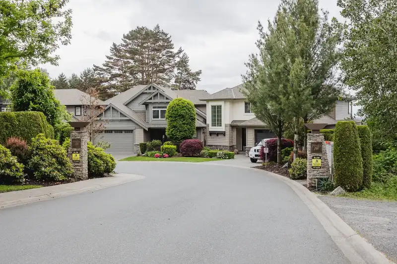 11 3457 WHATCOM ROAD - photo 4 of 40