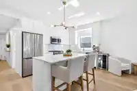 305 2331 KELLY AVENUE - thumbnail 4