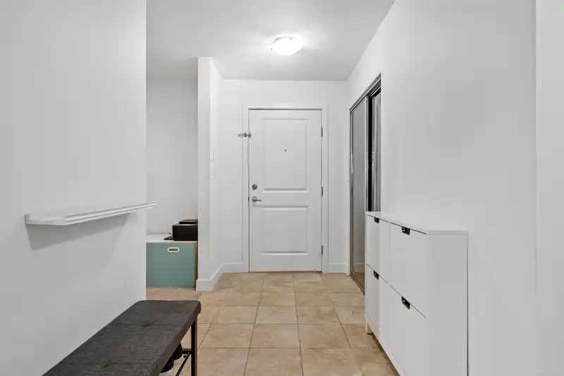 126 19677 MEADOW GARDENS WAY - photo 4 of 36