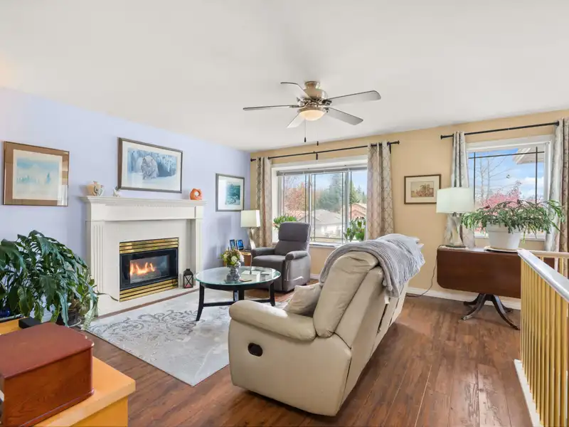 797 CELESTIAL PLACE - photo 4 of 37
