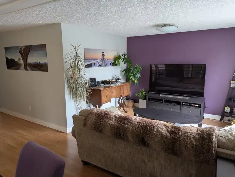 1 201 CAYER STREET - photo 3 of 33