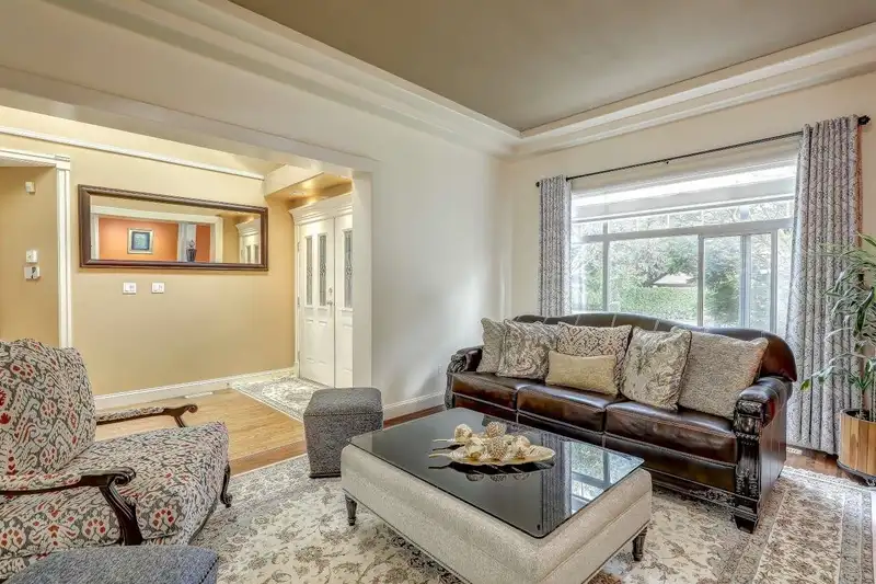 15341 80 AVENUE - photo 4 of 40