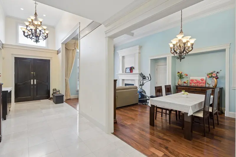 9551 SAUNDERS ROAD - photo 4 of 25