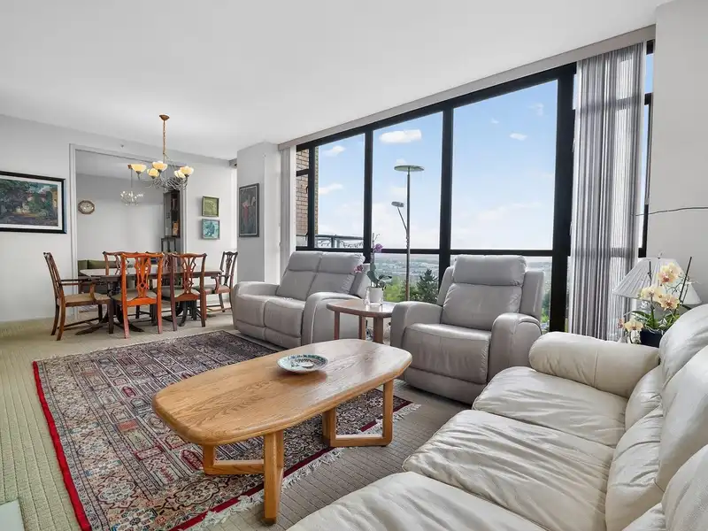 1502 7388 SANDBORNE AVENUE - photo 3 of 27
