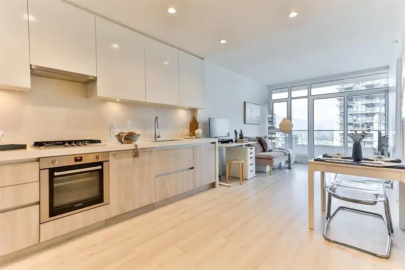 2406 6080 MCKAY AVENUE - photo 1 of 17