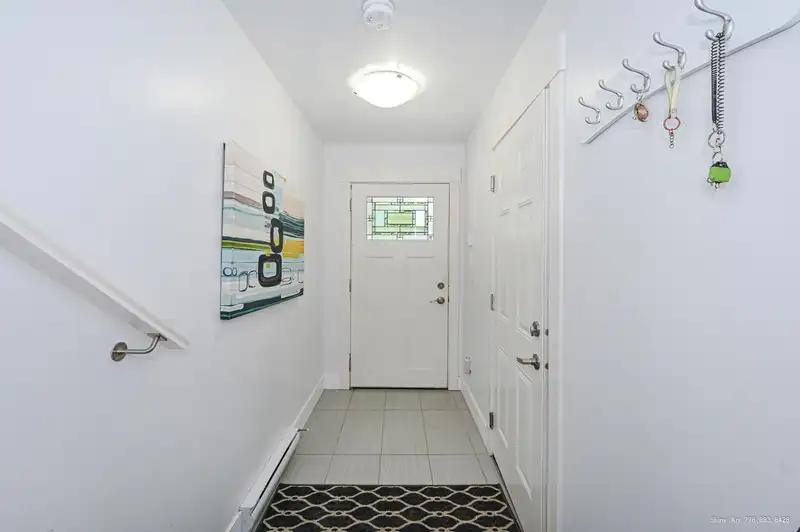 37 19525 73 AVENUE - photo 4 of 32