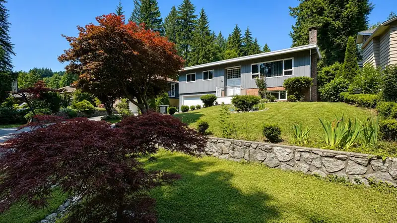 1398 CHAMBERLAIN DRIVE - photo 2 of 40
