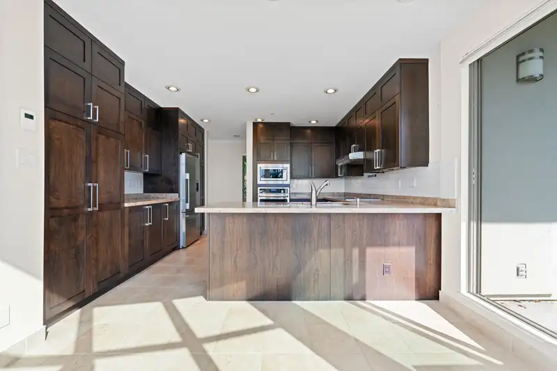 403 3105 DEER RIDGE DRIVE - photo 4 of 21
