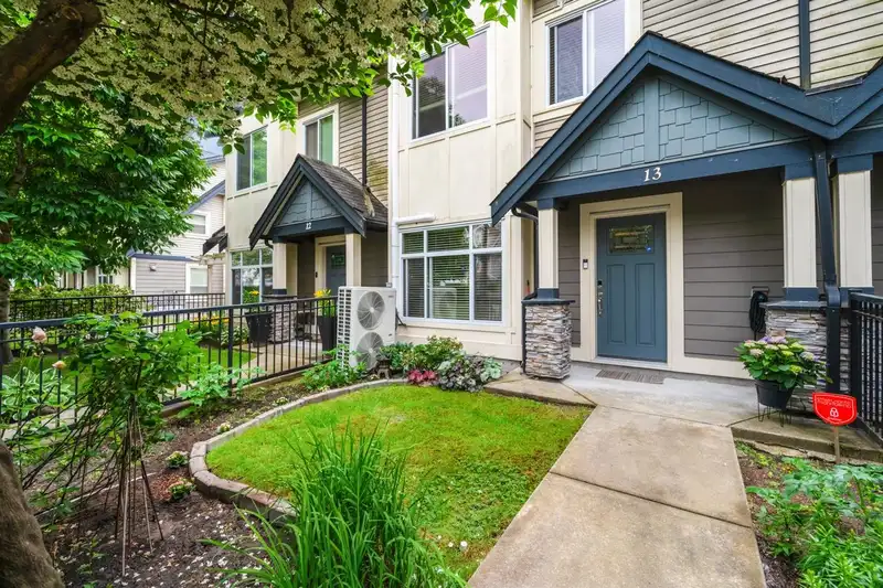 13 7028 ASH STREET - photo 3 of 29