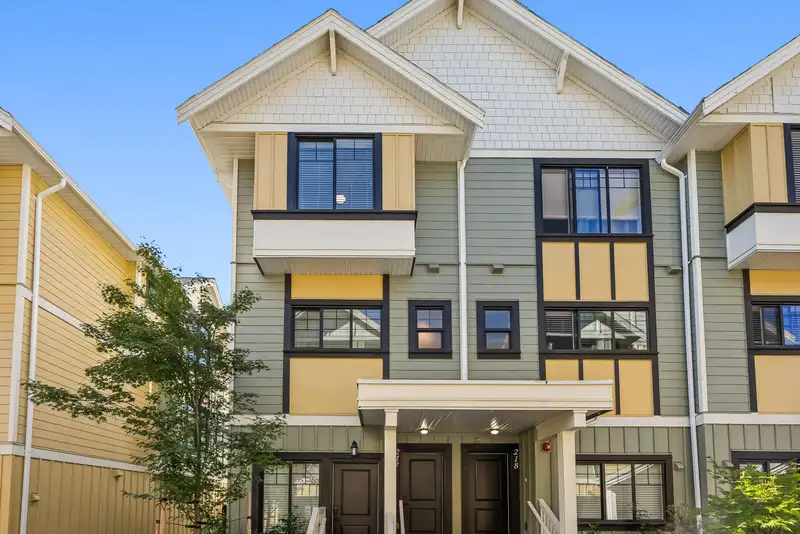 217 80 ELGIN STREET - photo 2 of 28