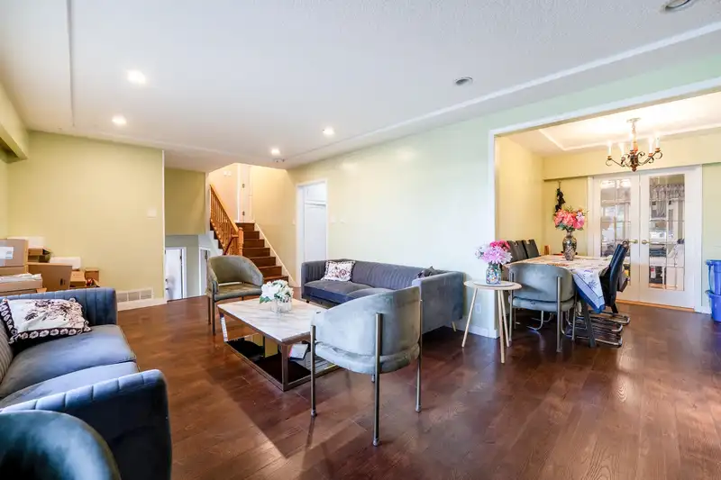 10140 SEACOTE ROAD - photo 3 of 16