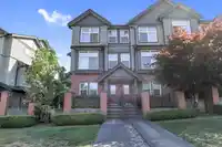 8 15788 104 AVENUE - thumbnail 2