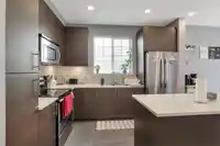 8 15788 104 AVENUE - thumbnail 7