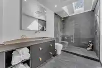 9432 210 STREET - thumbnail 24