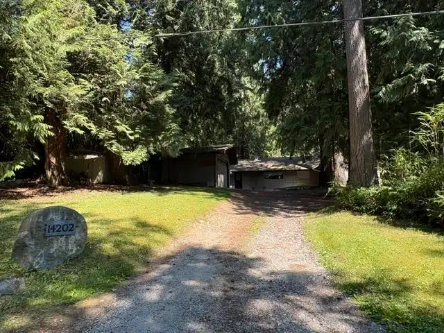 14202 MARC ROAD - photo 2 of 38