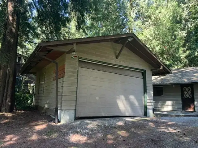 14202 MARC ROAD - photo 4 of 38
