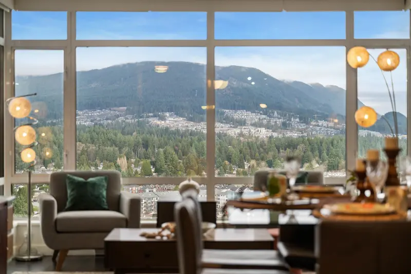 2504 2789 SHAUGHNESSY STREET - photo 2 of 25