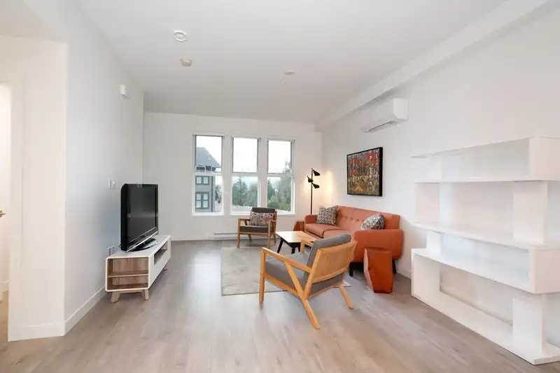 65 351 COPPER DRIVE - photo 4 of 40