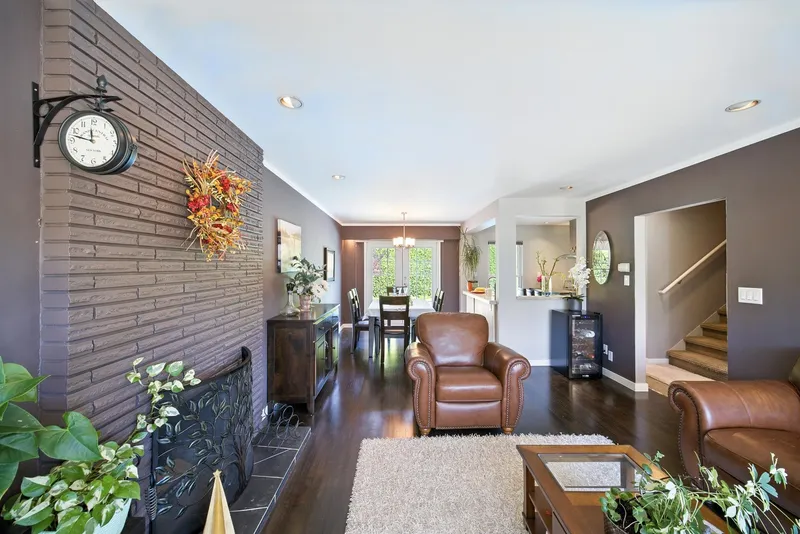 8600 FAIRWAY ROAD - photo 4 of 25