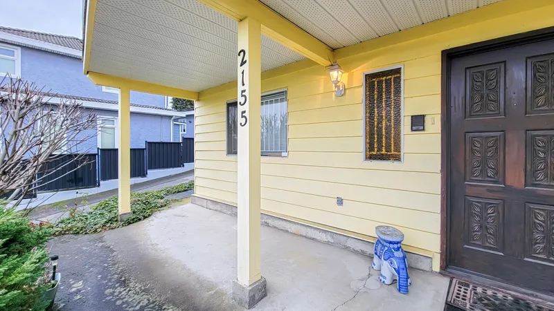 2155 BURQUITLAM DRIVE - photo 2 of 25