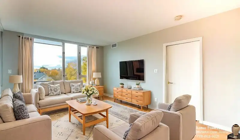 702 2888 CAMBIE STREET - photo 4 of 40