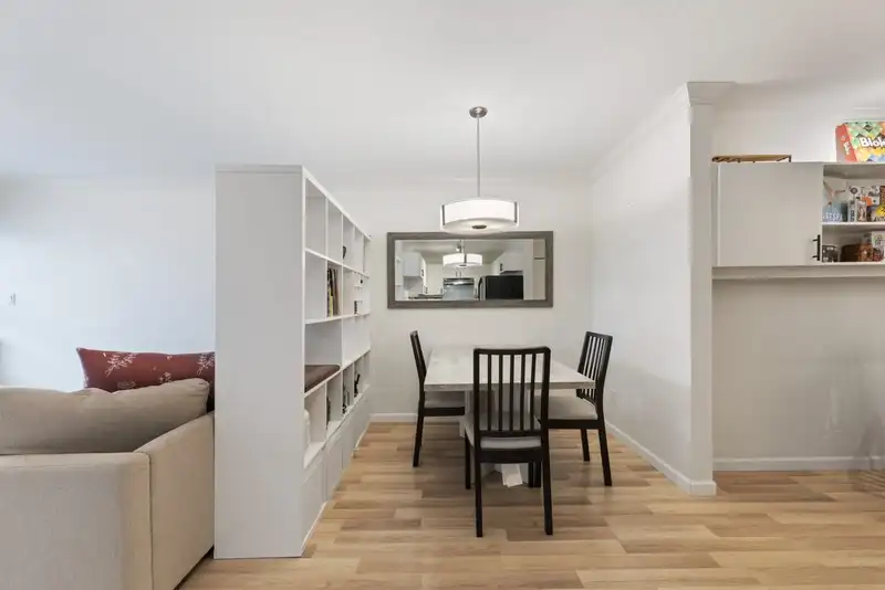 311 2680 W 4TH AVENUE - photo 4 of 27