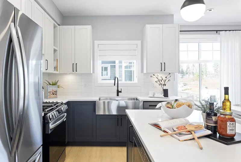 29 7716 207 STREET - photo 4 of 24