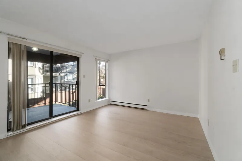 207 2920 ASH STREET - photo 1 of 19