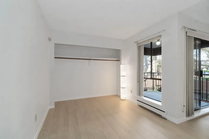 207 2920 ASH STREET - photo 3 of 19