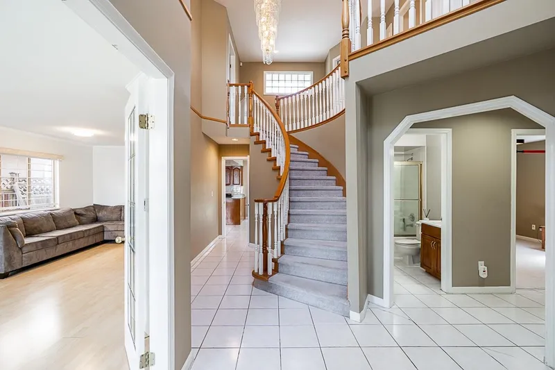 10288 HALL AVENUE - photo 3 of 21