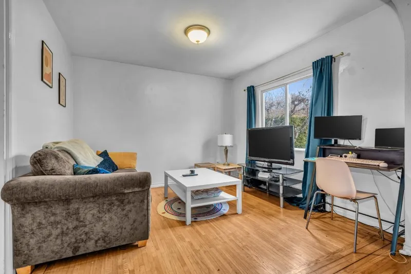 3555 TRAFALGAR STREET - photo 4 of 25