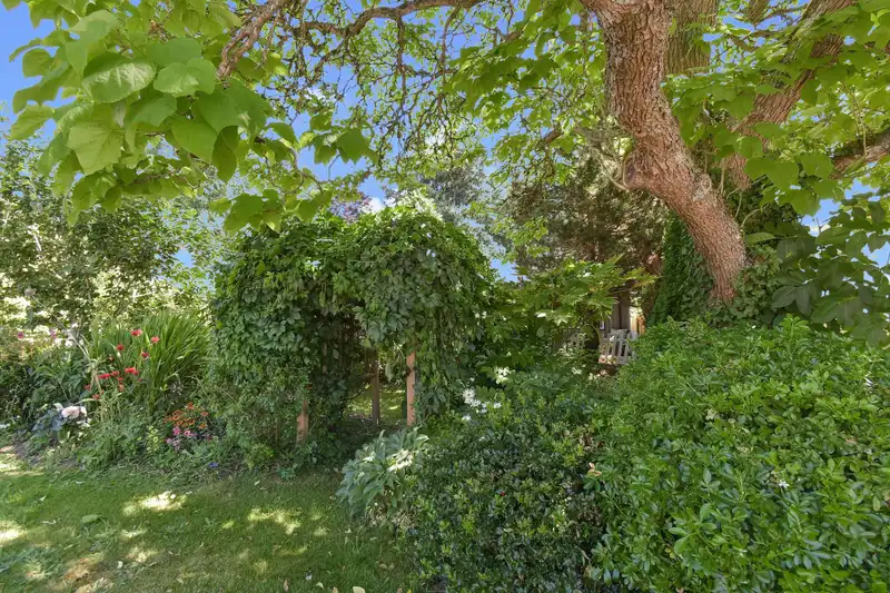 1510 STEVENS STREET - photo 2 of 30