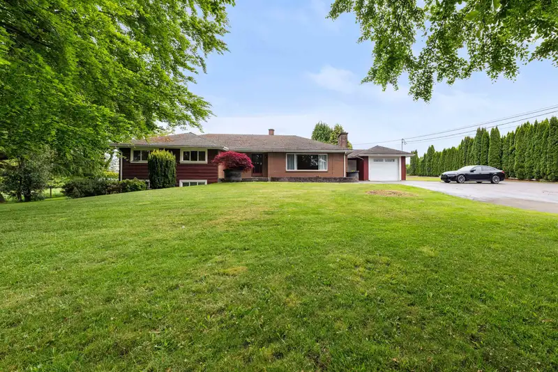 2826 240 STREET - photo 4 of 30