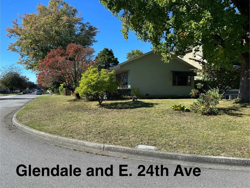 3625 E 24TH AVENUE - photo 4 of 20